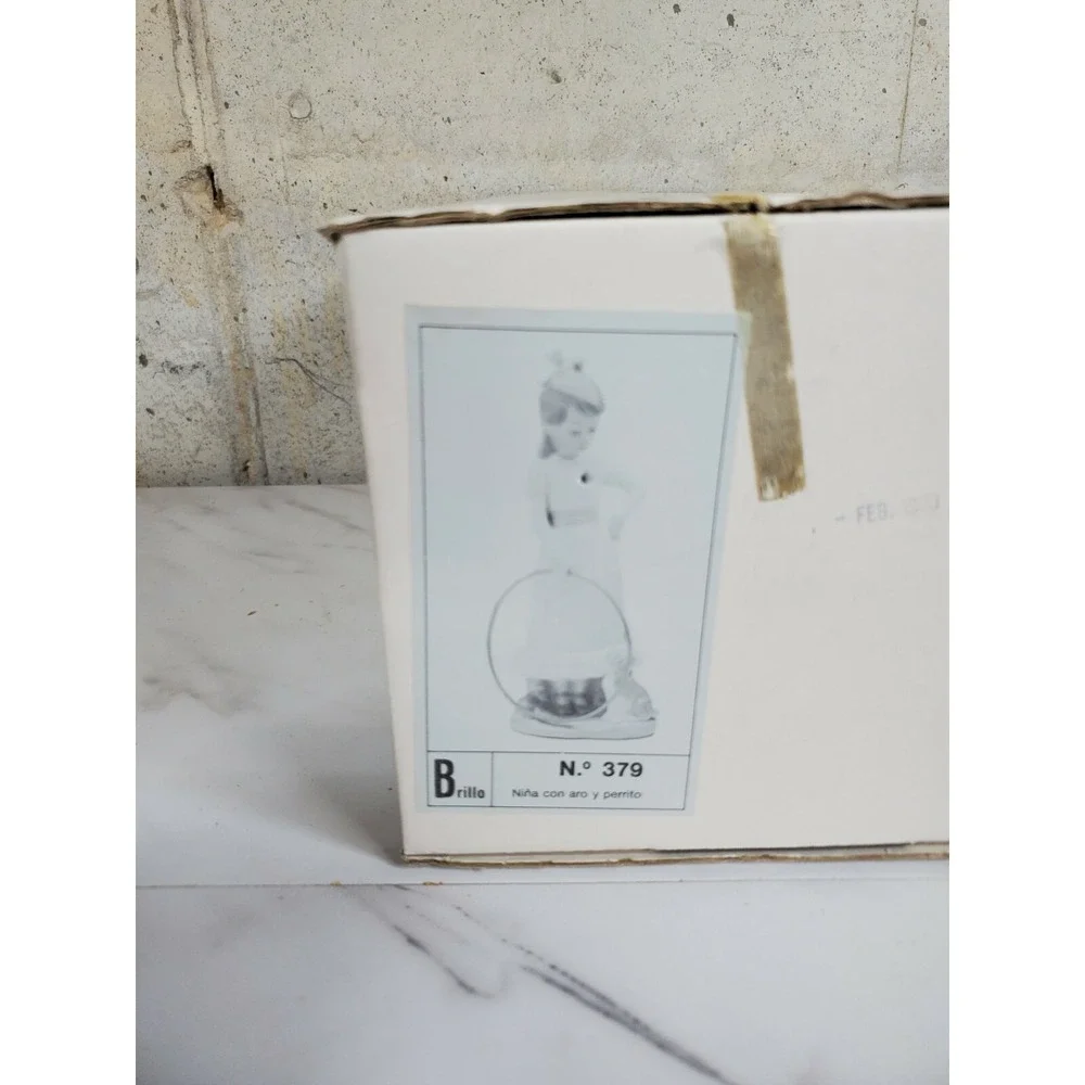 Lladró box okay